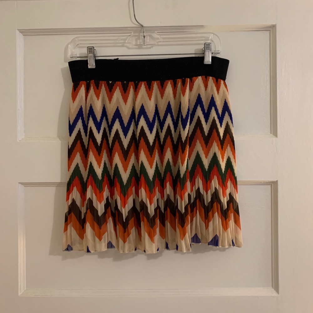 Multi color mini skirt - size medium.